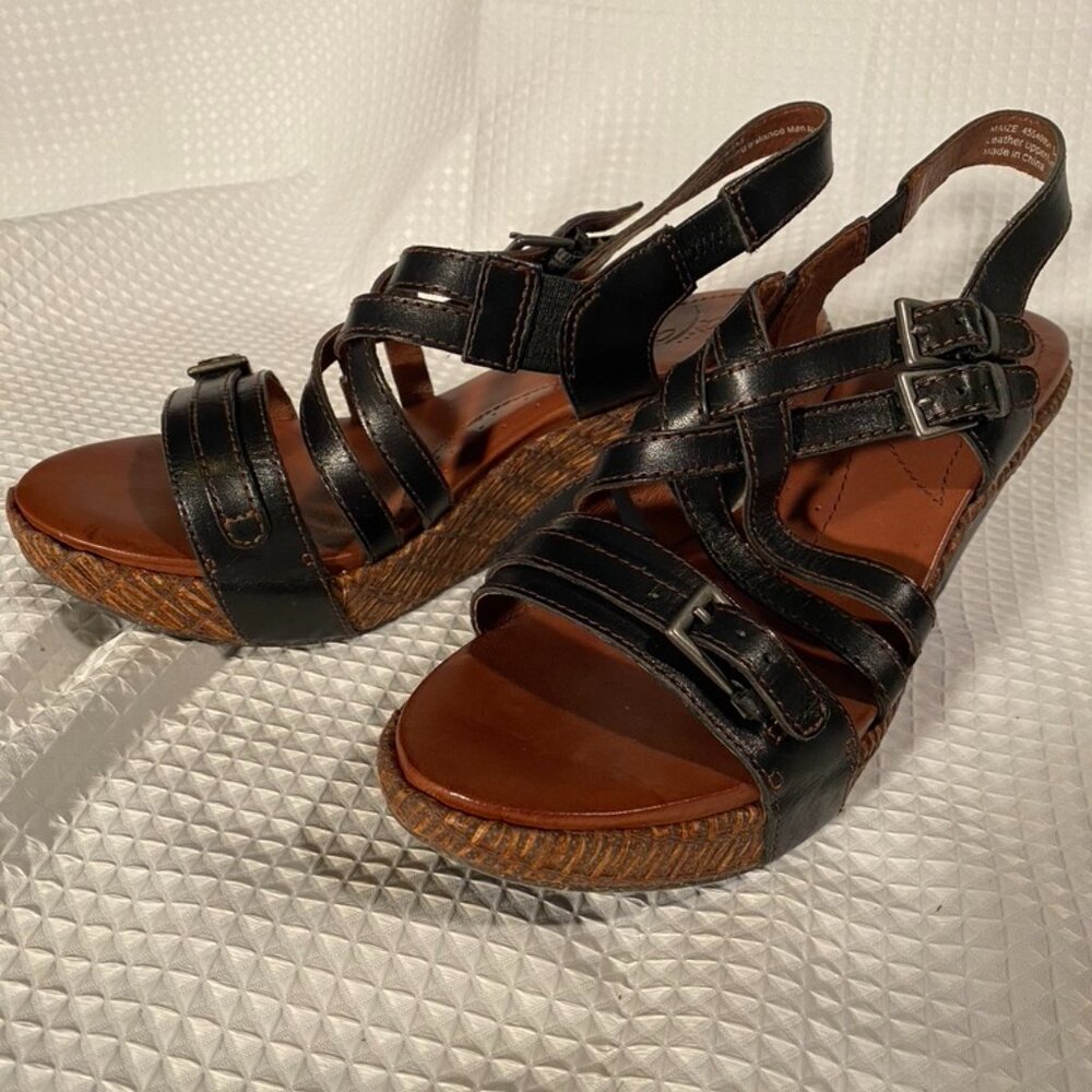 Naya Wedge Sandals